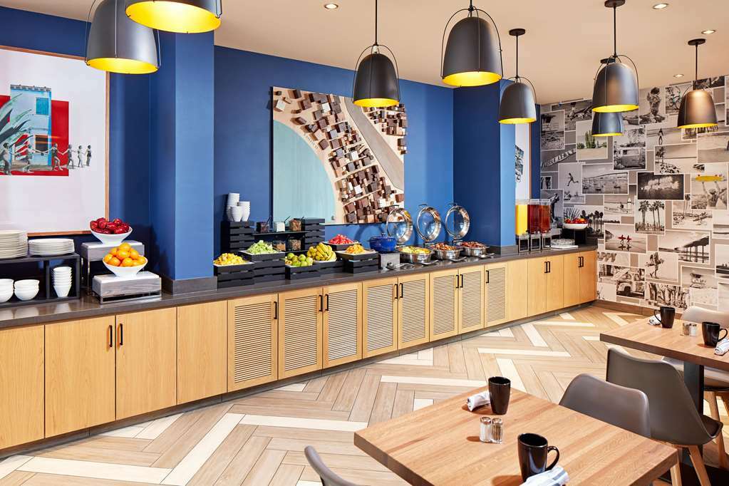 Homewood Suites By Hilton San Diego Downtown/Bayside Restoran gambar